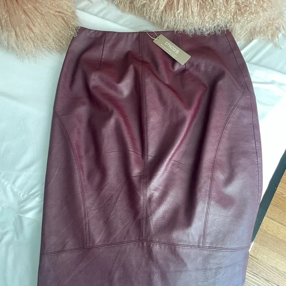 Faux Leather Maroon Pencil Skirt Botton Front - Picture 5 of 7